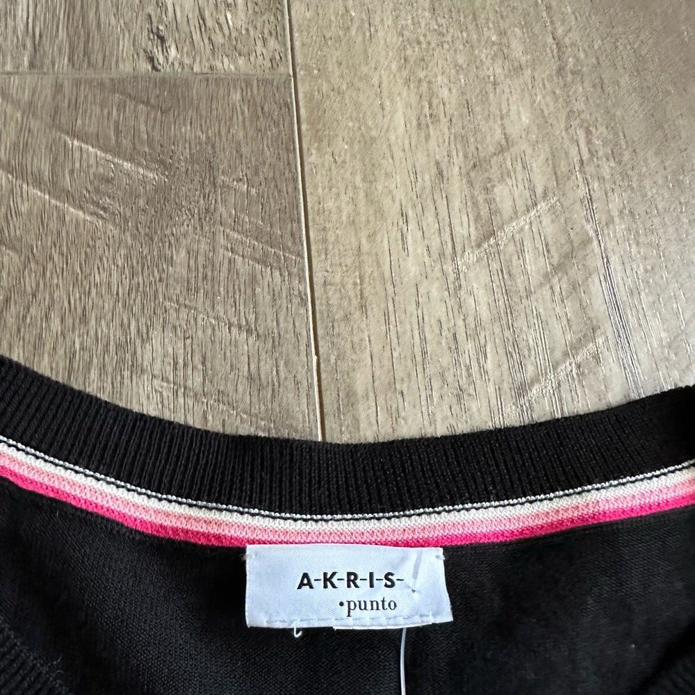 Akris Punto Wool Crewneck Sweater Black Pink Trim XS NWOT - Picture 2 of 3